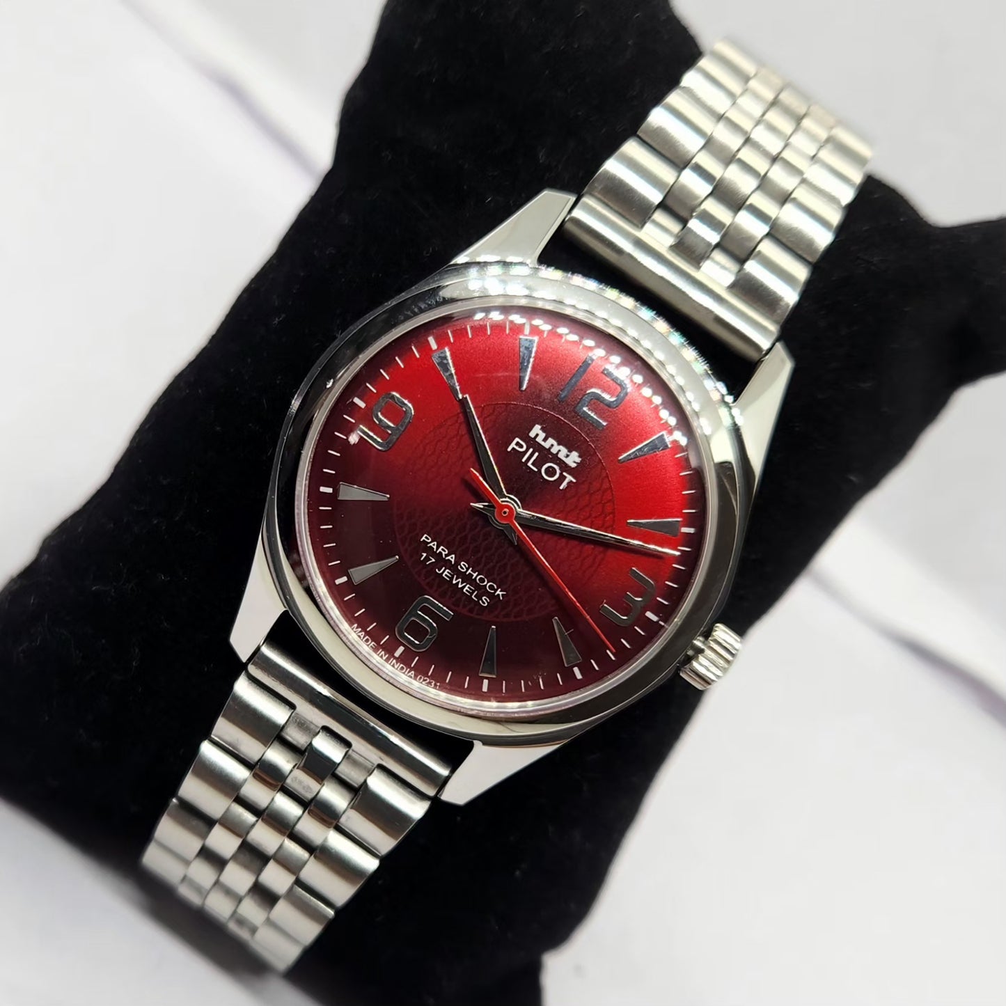 Vintage MOD HMT Pilot Hand Winding 17 Jewels Red Face Jubilee Bracelet Men's Wrist Watch G02