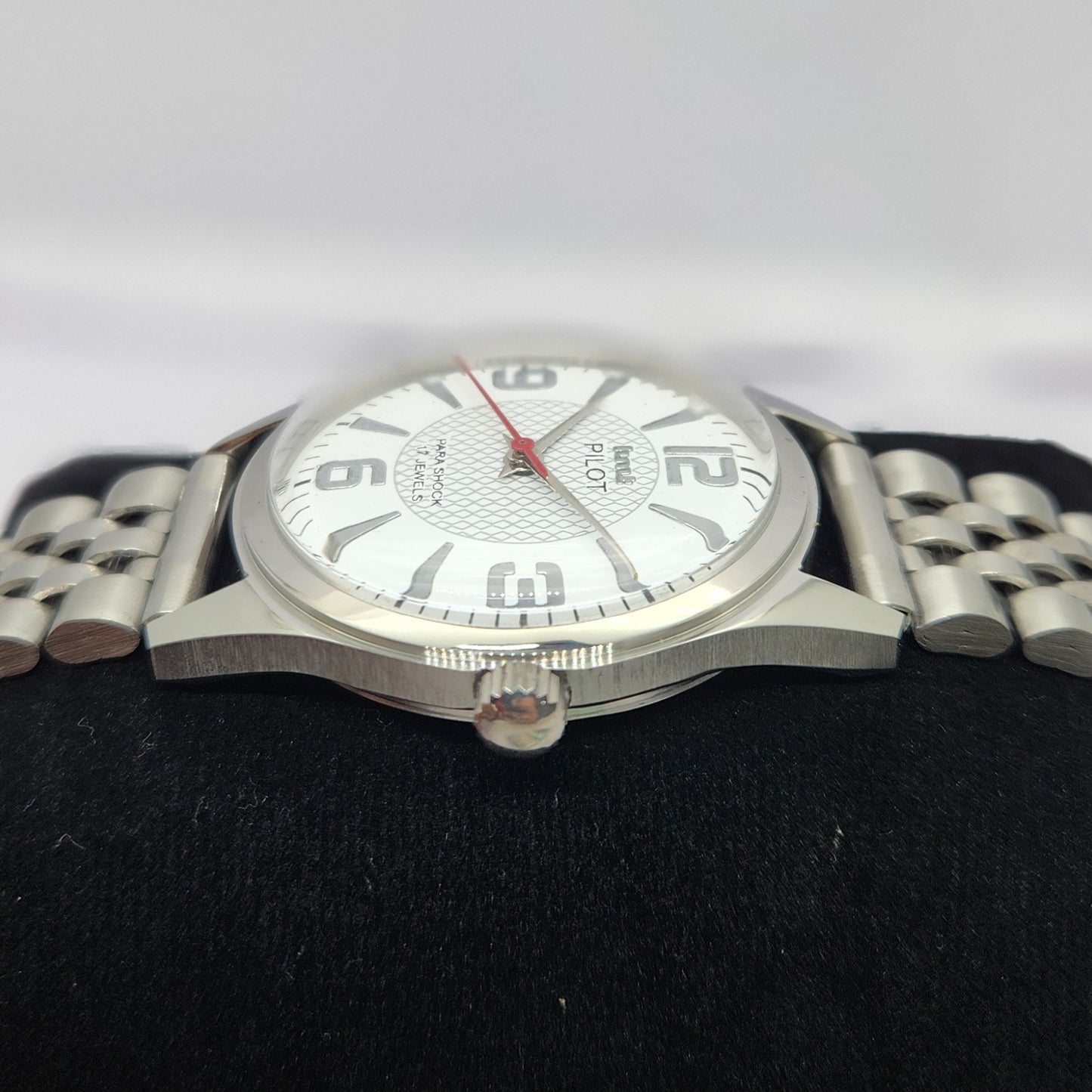 Vintage MOD HMT Pilot Hand Winding 17 Jewels White Face Jubilee Bracelet Men's Wrist Watch G05