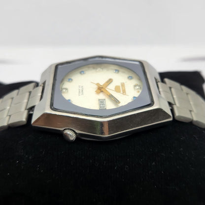 Vintage 1984 Original Seiko 5 Automatic 6349-504A Silver face 23 Jewels Day-Date Japanese Men's Wrist Watch OG273