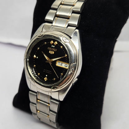 Vintage 1997 Original Seiko 5 Automatic 7S26-6030 Black face 21 Jewels Day-Date Japanese Men's Wrist Watch OG274