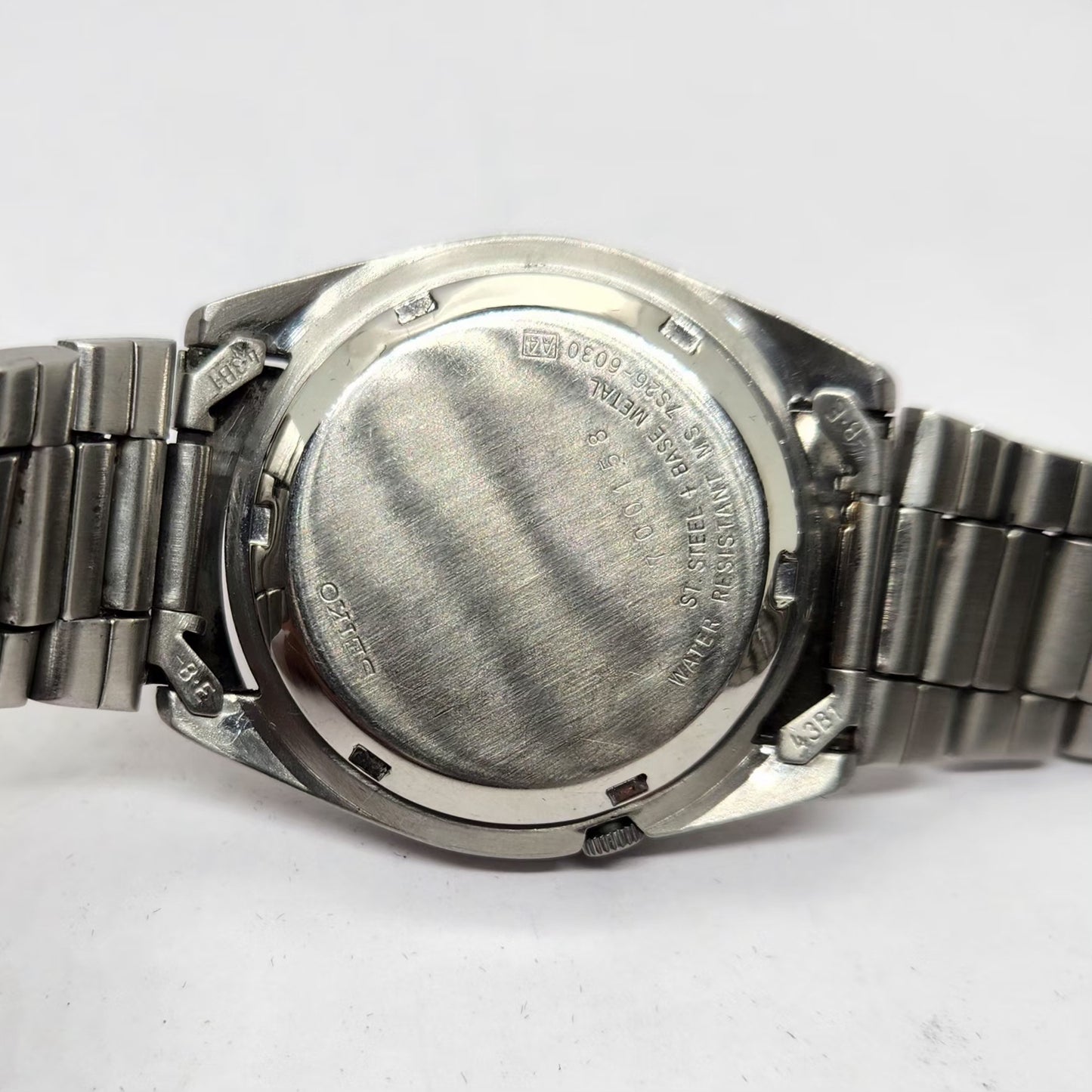 Vintage 1997 Original Seiko 5 Automatic 7S26-6030 Black face 21 Jewels Day-Date Japanese Men's Wrist Watch OG274