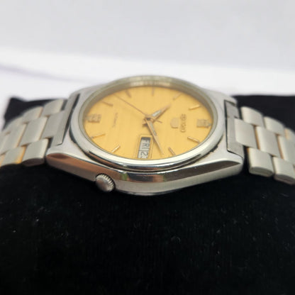 Vintage 1984 Original Seiko 5 Automatic 7009-3201 Gold face 17 Jewels Day-Date Japanese Men's Wrist Watch OG275
