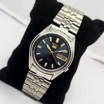 Vintage 1979 Original Seiko 5 Automatic 7009-6001 Blue face 17 Jewels Day-Date Japanese Men's Wrist Watch OG276