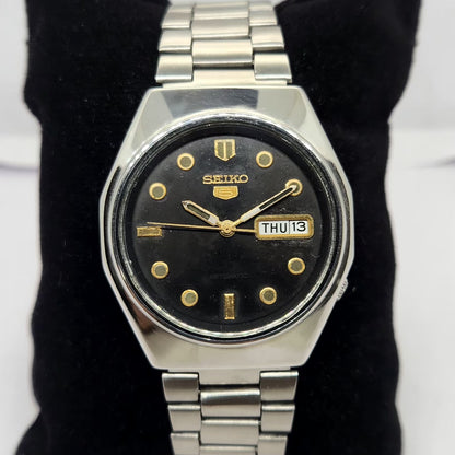 Vintage 1982 Original Seiko 5 Automatic 6309-720E Black face 17 Jewels Day-Date Japanese Men's Wrist Watch OG277
