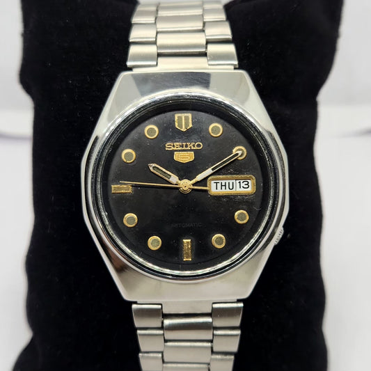 Vintage 1982 Original Seiko 5 Automatic 6309-720E Black face 17 Jewels Day-Date Japanese Men's Wrist Watch OG277