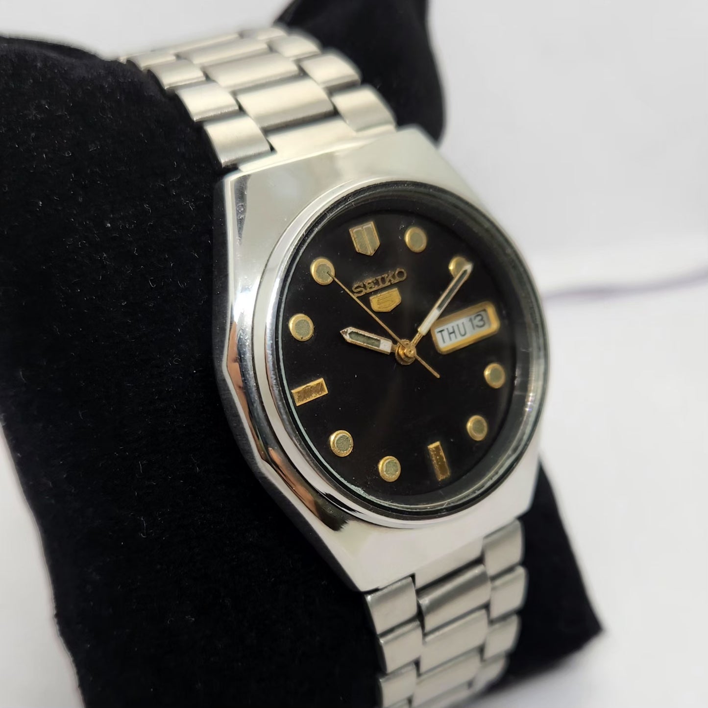 Vintage 1982 Original Seiko 5 Automatic 6309-720E Black face 17 Jewels Day-Date Japanese Men's Wrist Watch OG277