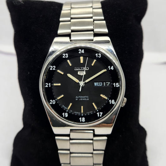 Vintage 1975 Original Seiko 5 Automatic 7019-8231 Black face 21 Jewels Day-Date Japanese Men's Wrist Watch OG279