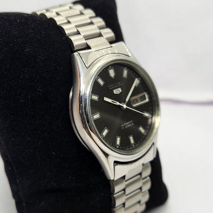 Vintage 1980 Original Seiko 5 Automatic 7009 Black face 17 Jewels Day-Date Japanese Men's Wrist Watch OG281