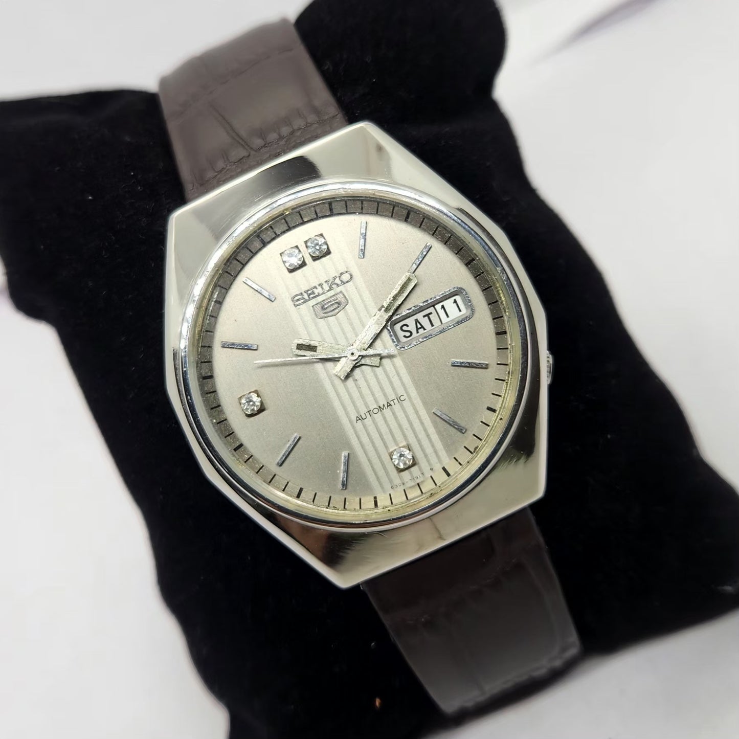 Vintage 1982 Original Seiko 5 Automatic 6309-720B Silver Face 17 Jewels Day-Date Japanese Men's Wrist Watch OG282
