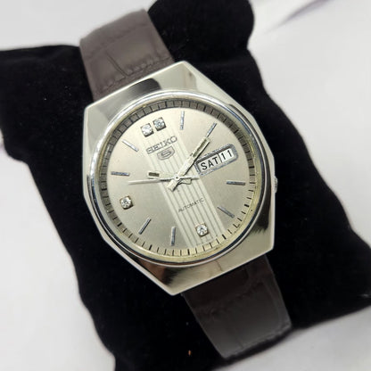Vintage 1982 Original Seiko 5 Automatic 6309-720B Silver Face 17 Jewels Day-Date Japanese Men's Wrist Watch OG282