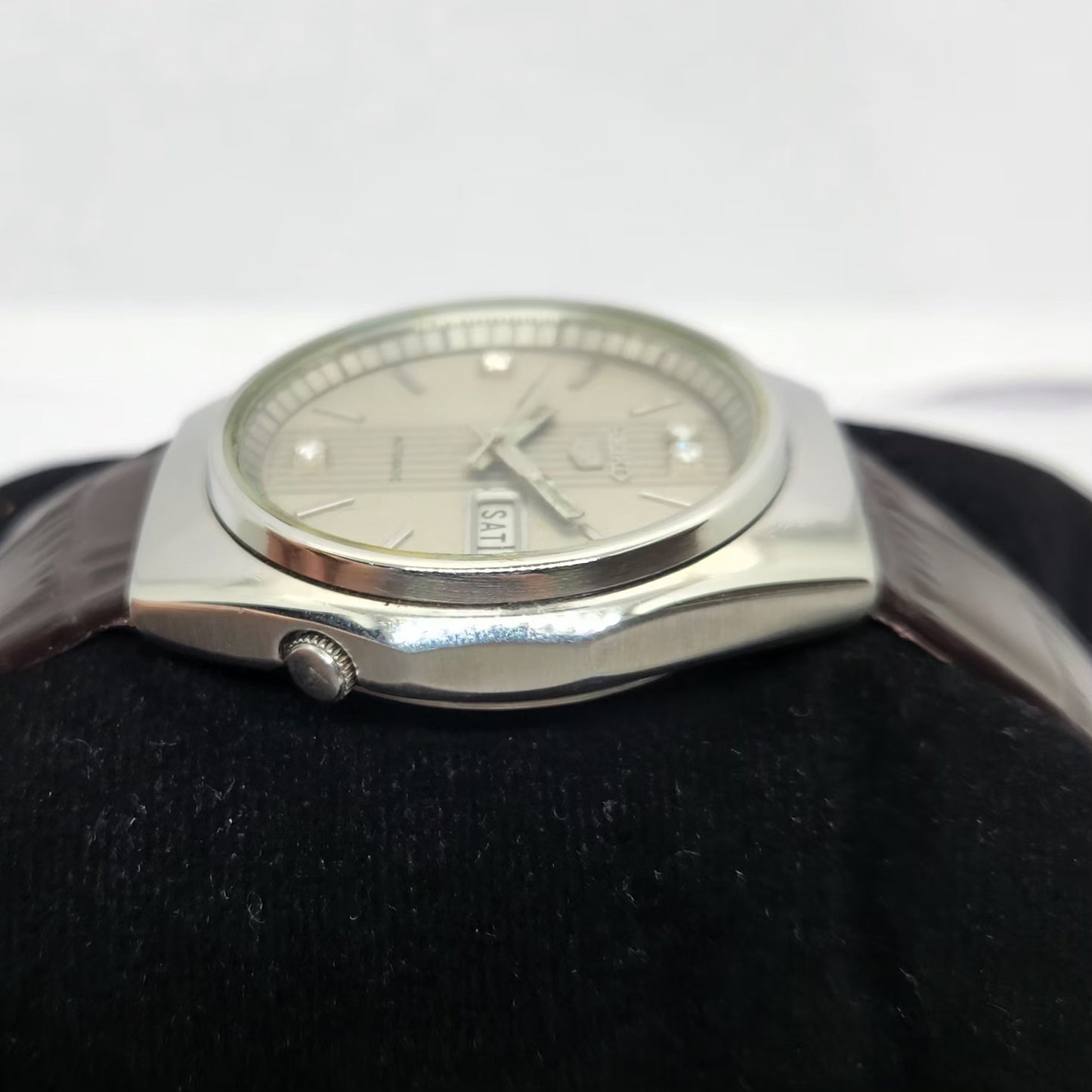Vintage 1982 Original Seiko 5 Automatic 6309-720B Silver Face 17 Jewels Day-Date Japanese Men's Wrist Watch OG282