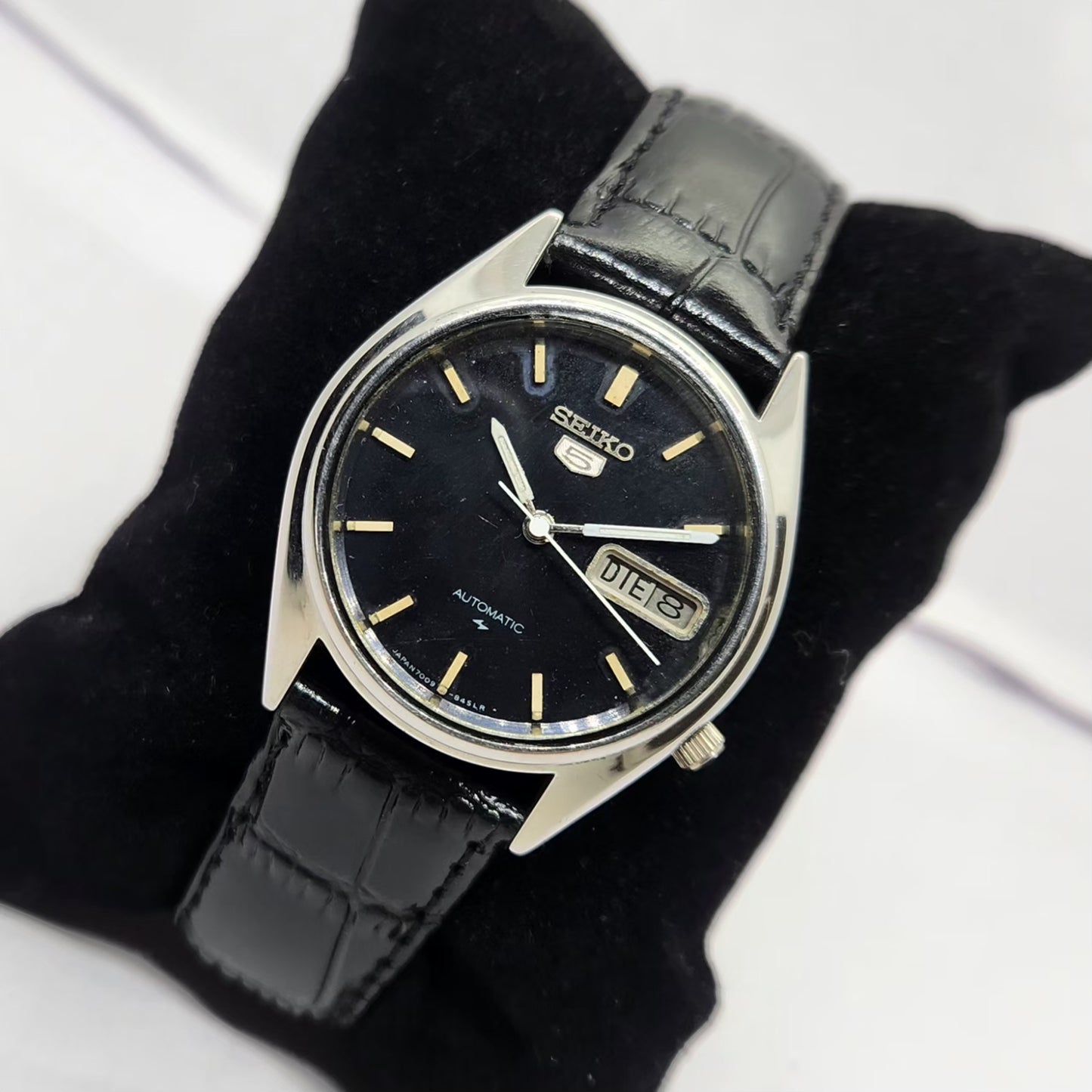 Vintage 1979 Original Seiko 5 Automatic 7009-6001 Black face 17 Jewels Day-Date Japanese Men's Wrist Watch OG283