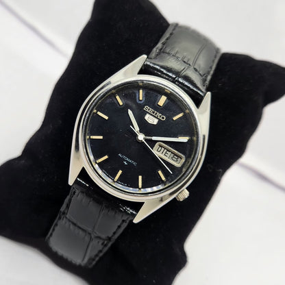 Vintage 1979 Original Seiko 5 Automatic 7009-6001 Black face 17 Jewels Day-Date Japanese Men's Wrist Watch OG283