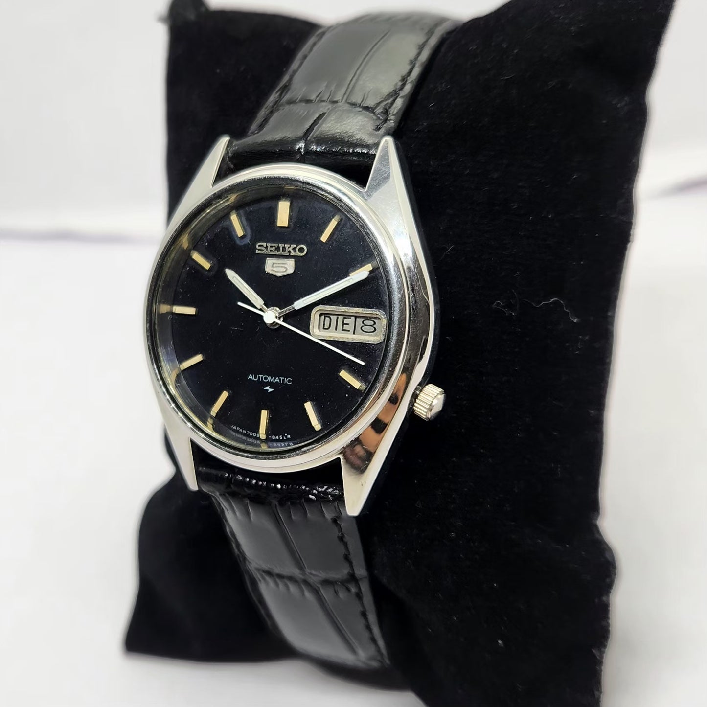 Vintage 1979 Original Seiko 5 Automatic 7009-6001 Black face 17 Jewels Day-Date Japanese Men's Wrist Watch OG283