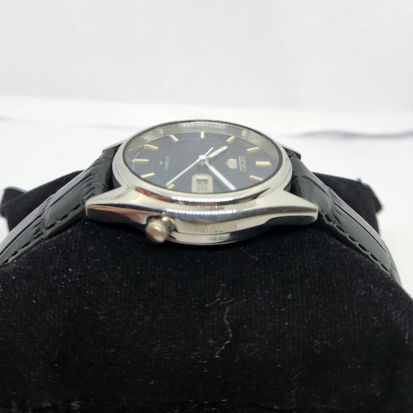 Vintage 1979 Original Seiko 5 Automatic 7009-6001 Black face 17 Jewels Day-Date Japanese Men's Wrist Watch OG283