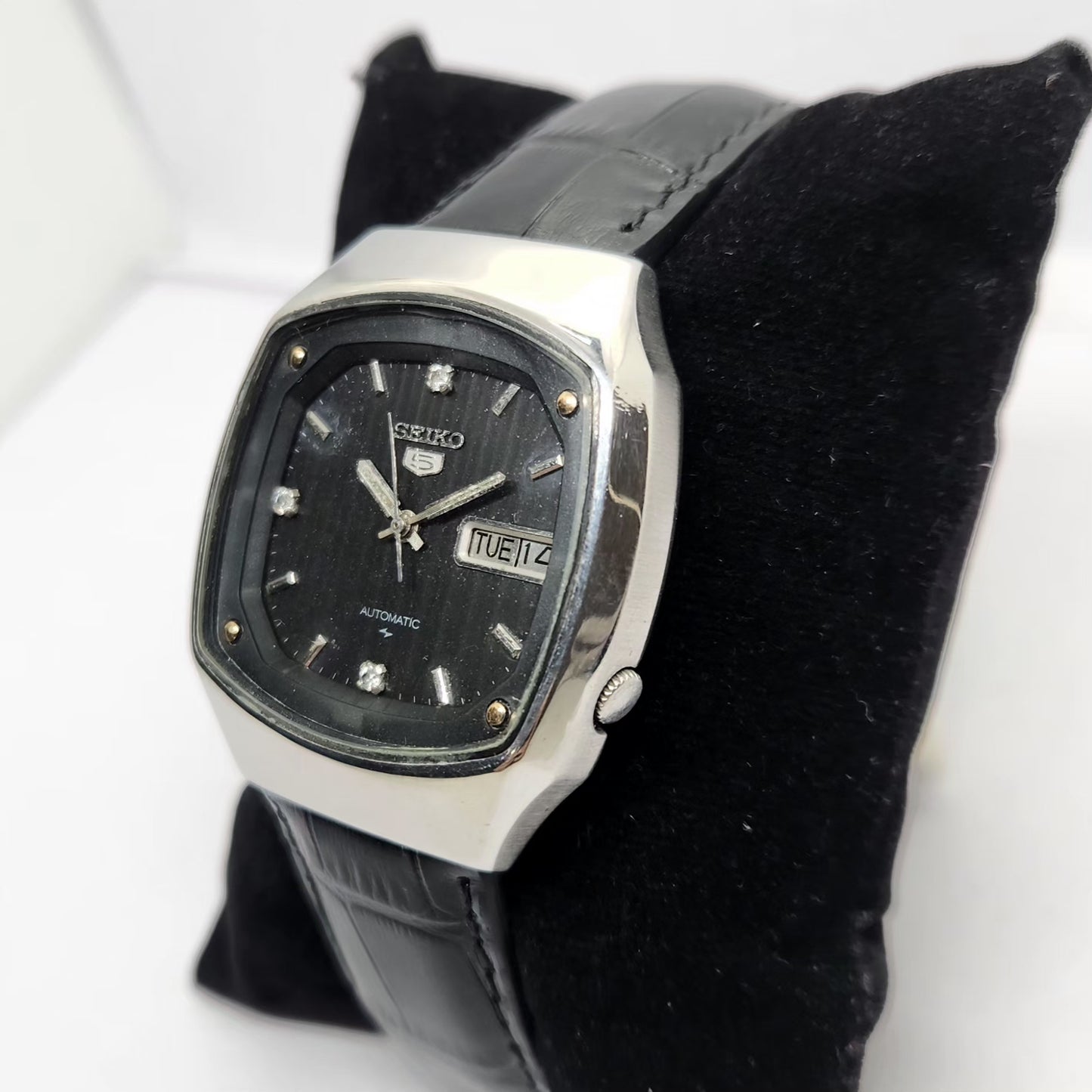 Vintage 1979 Original Seiko 5 Automatic 7009-5140 Black face 17 Jewels Day-Date Japanese Men's Wrist Watch OG286
