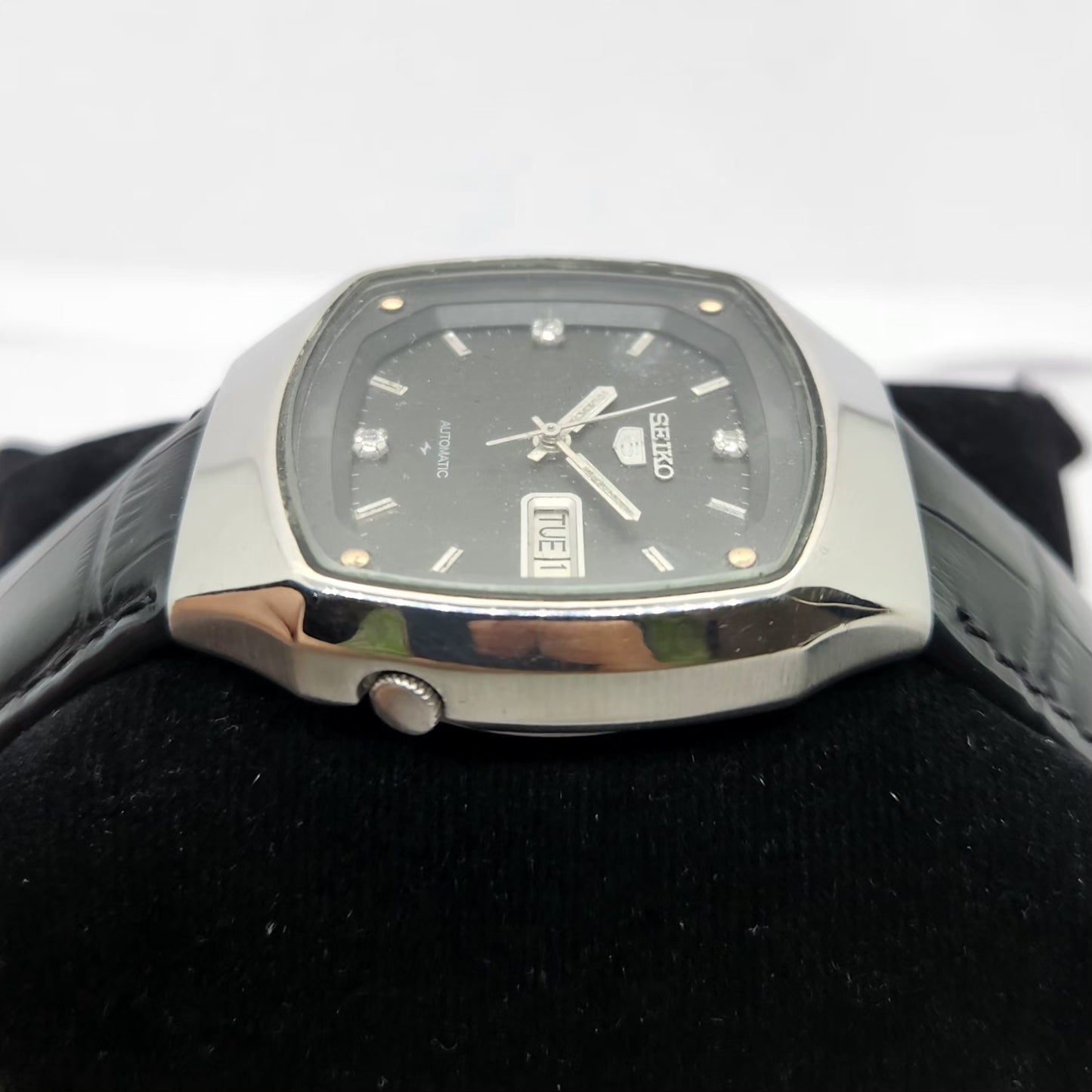 Vintage 1979 Original Seiko 5 Automatic 7009-5140 Black face 17 Jewels Day-Date Japanese Men's Wrist Watch OG286