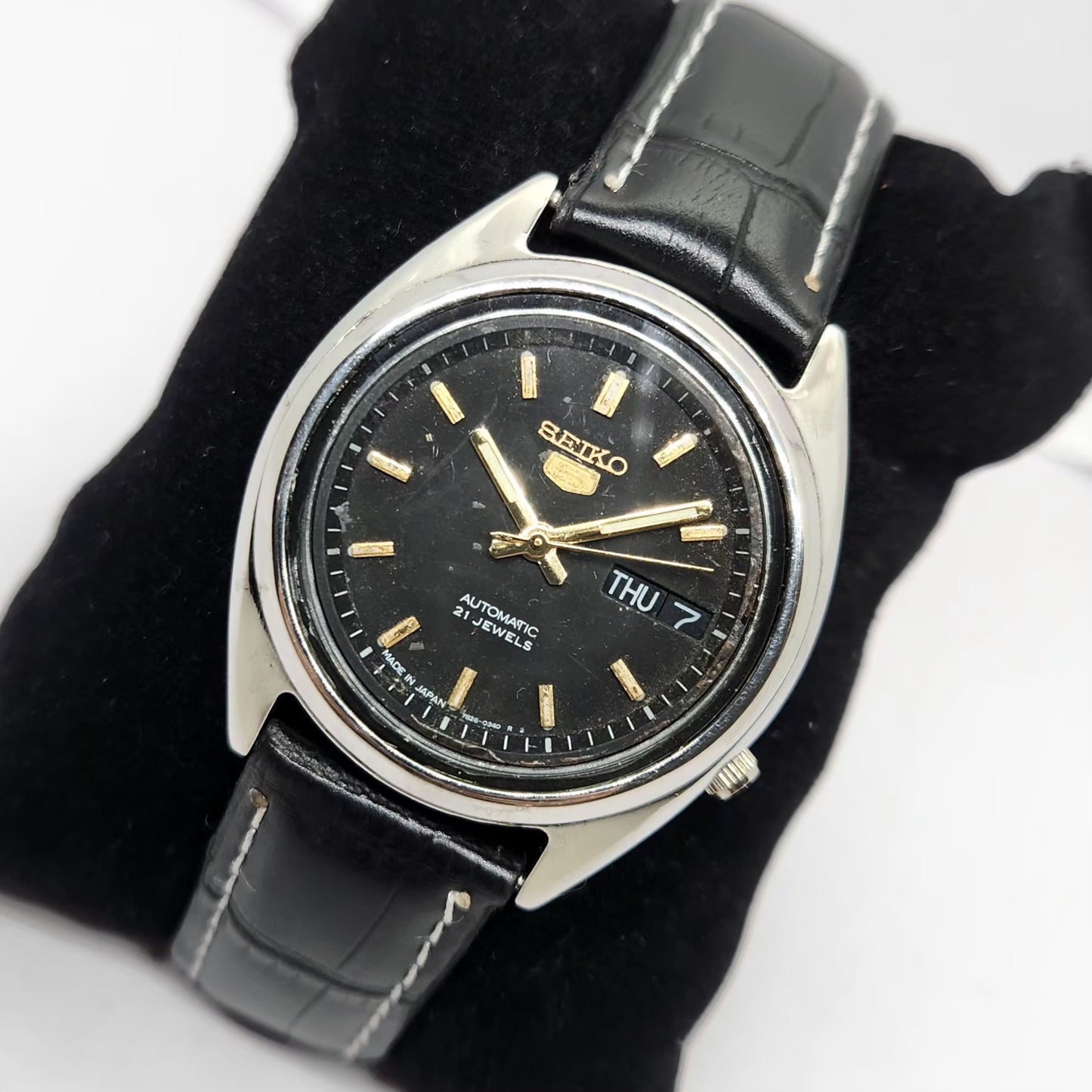 Vintage 1997 Original Seiko 5 Automatic 7s26-0090 Black Face 21 Jewels Day-Date Japanese Men's Wrist Watch OG287