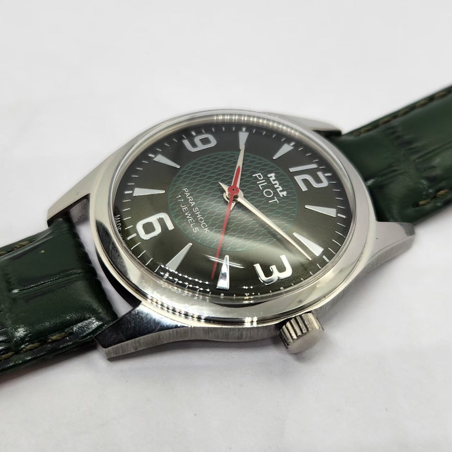Vintage MOD HMT Pilot Hand Winding 17 Jewels Green Face Green Strap Men's Wrist Watch G28