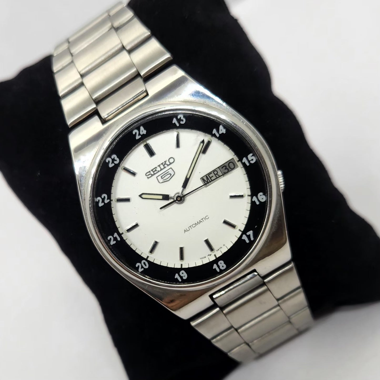 Vintage 1982 Original Seiko 5 Automatic 7009-316A White Face 17 Jewels Day-Date Japanese Men's Wrist Watch OG291