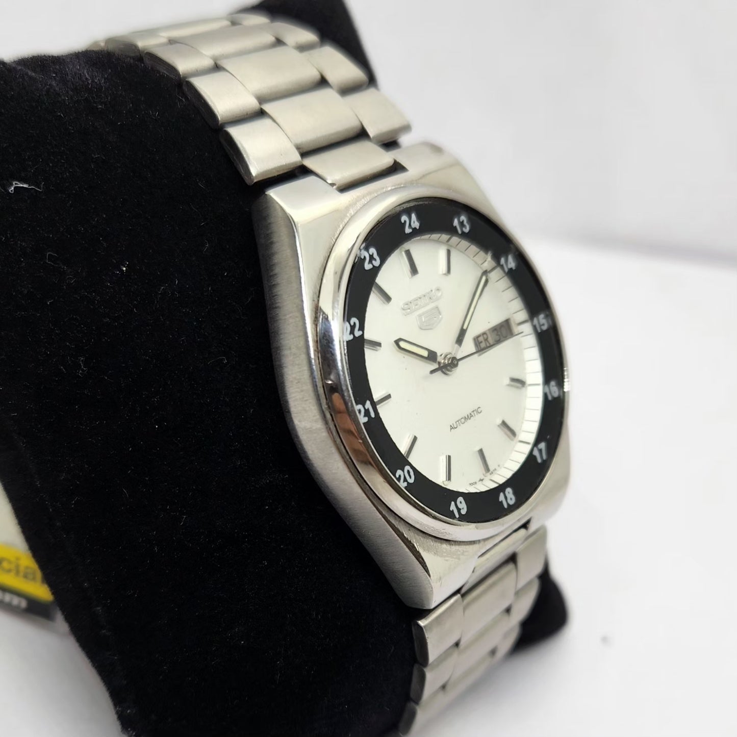 Vintage 1982 Original Seiko 5 Automatic 7009-316A White Face 17 Jewels Day-Date Japanese Men's Wrist Watch OG291