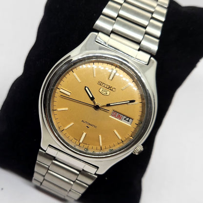 Vintage 1983 Original Seiko 5 Automatic 7009-8810 Gold face 17 Jewels Day-Date Japanese Men's Wrist Watch OG292