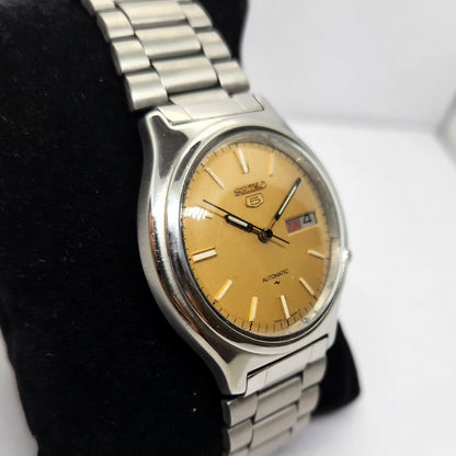 Vintage 1983 Original Seiko 5 Automatic 7009-8810 Gold face 17 Jewels Day-Date Japanese Men's Wrist Watch OG292