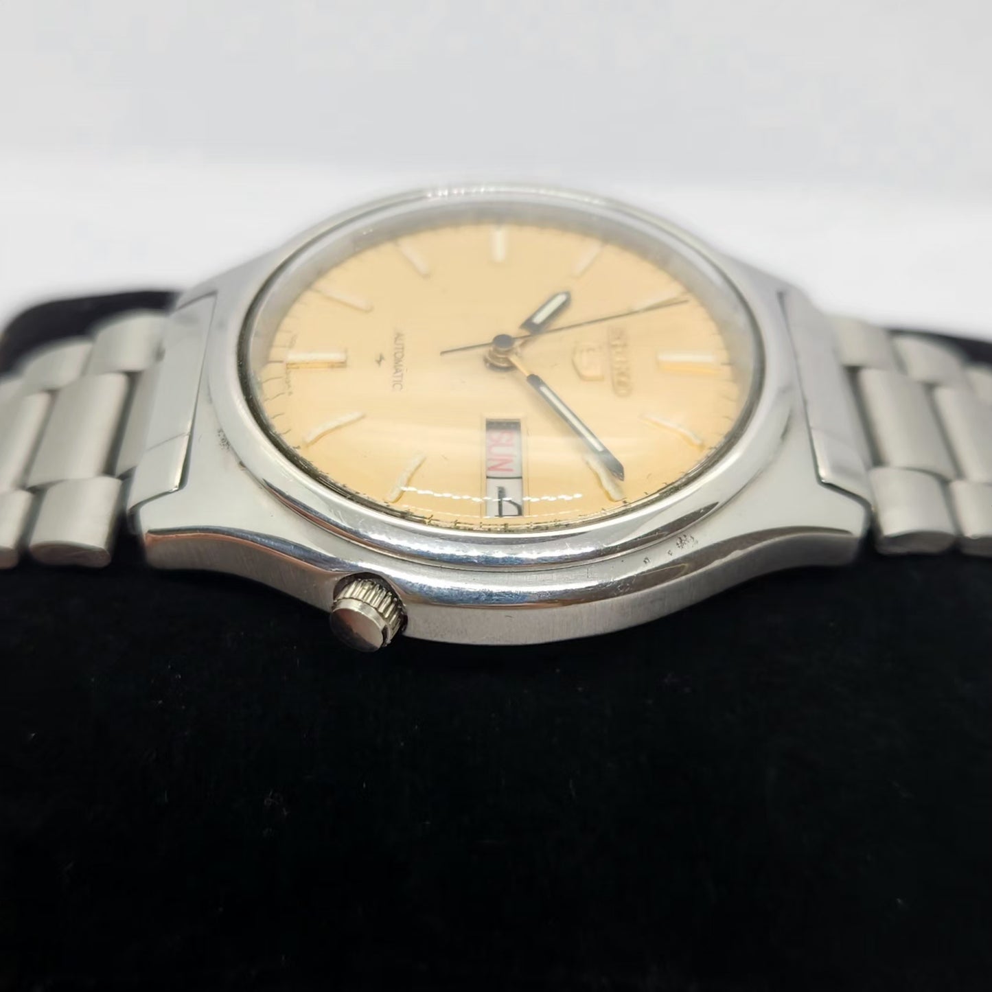 Vintage 1983 Original Seiko 5 Automatic 7009-8810 Gold face 17 Jewels Day-Date Japanese Men's Wrist Watch OG292