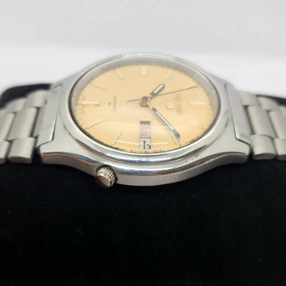 Vintage 1983 Original Seiko 5 Automatic 7009-8810 Gold face 17 Jewels Day-Date Japanese Men's Wrist Watch OG292