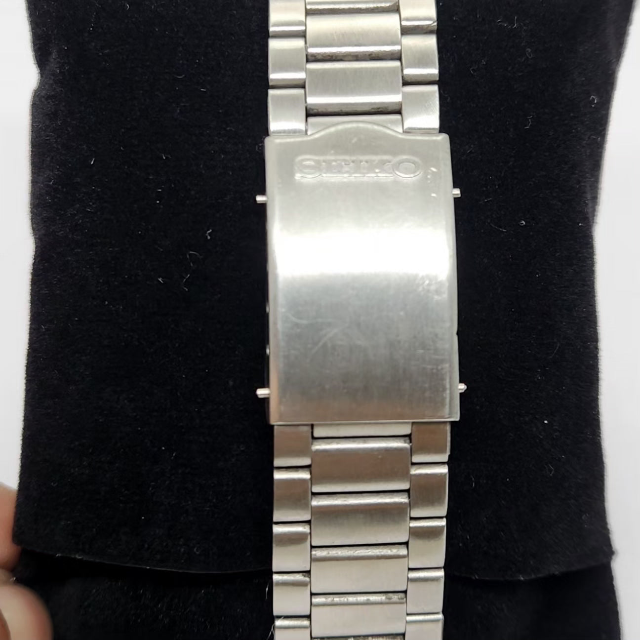 Vintage 1983 Original Seiko 5 Automatic 7009-3070 Black Face 17 Jewels Day-Date Japanese Men's Wrist Watch OG293