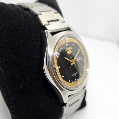Vintage 1981 Original Seiko 5 Automatic 7009-8020 Black Face 17 Jewels Day-Date Japanese Men's Wrist Watch OG294