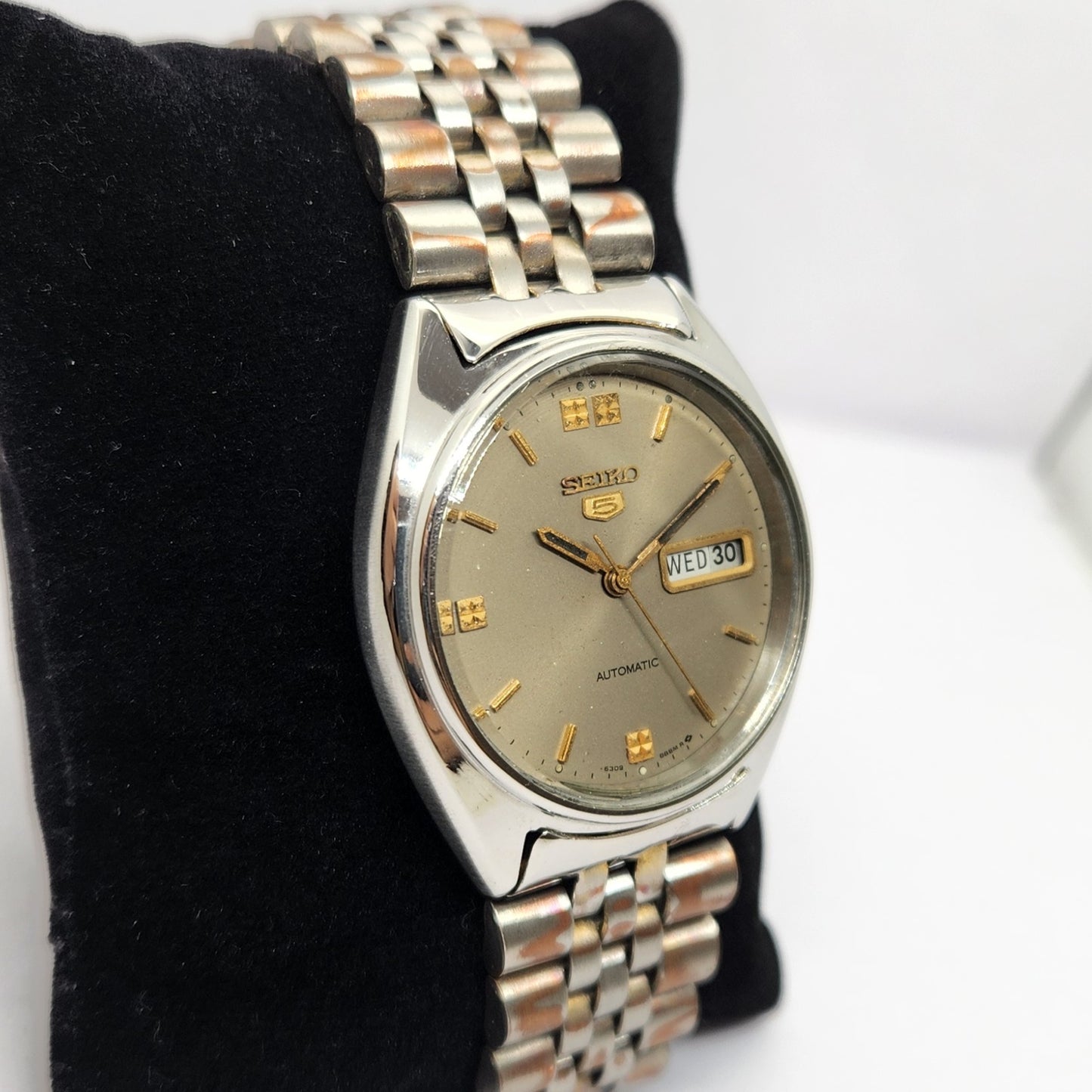 Vintage 1976 Original Seiko 5 Automatic 6309-8840 Grey face 17 Jewels Day-Date Japanese Men's Wrist Watch OG298