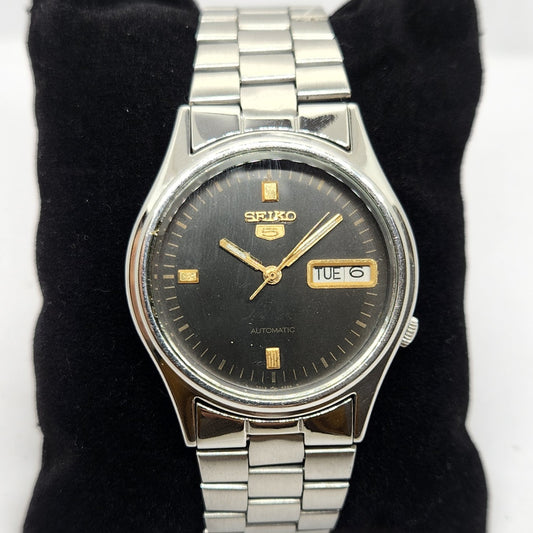 Vintage 1983 Original Seiko 5 Automatic 7009-3131 Black face 17 Jewels Day-Date Japanese Men's Wrist Watch OG301