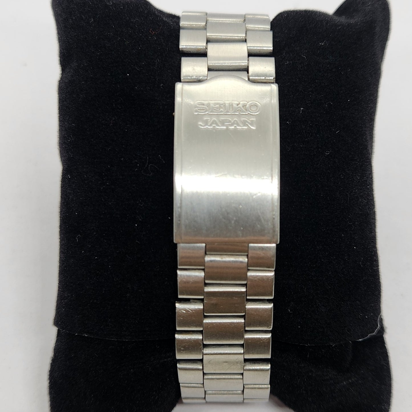 Vintage 1983 Original Seiko 5 Automatic 7009-3131 Black face 17 Jewels Day-Date Japanese Men's Wrist Watch OG301