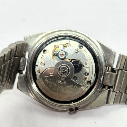 Vintage 1979 Original Seiko 5 Automatic 7009-3130 Grey Face 17 Jewels Day-Date Japanese Men's Wrist Watch OG302