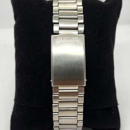 Vintage 1982 Original Seiko 5 Automatic 7009-5180 White face 17 Jewels Day-Date Japanese Men's Wrist Watch OG303