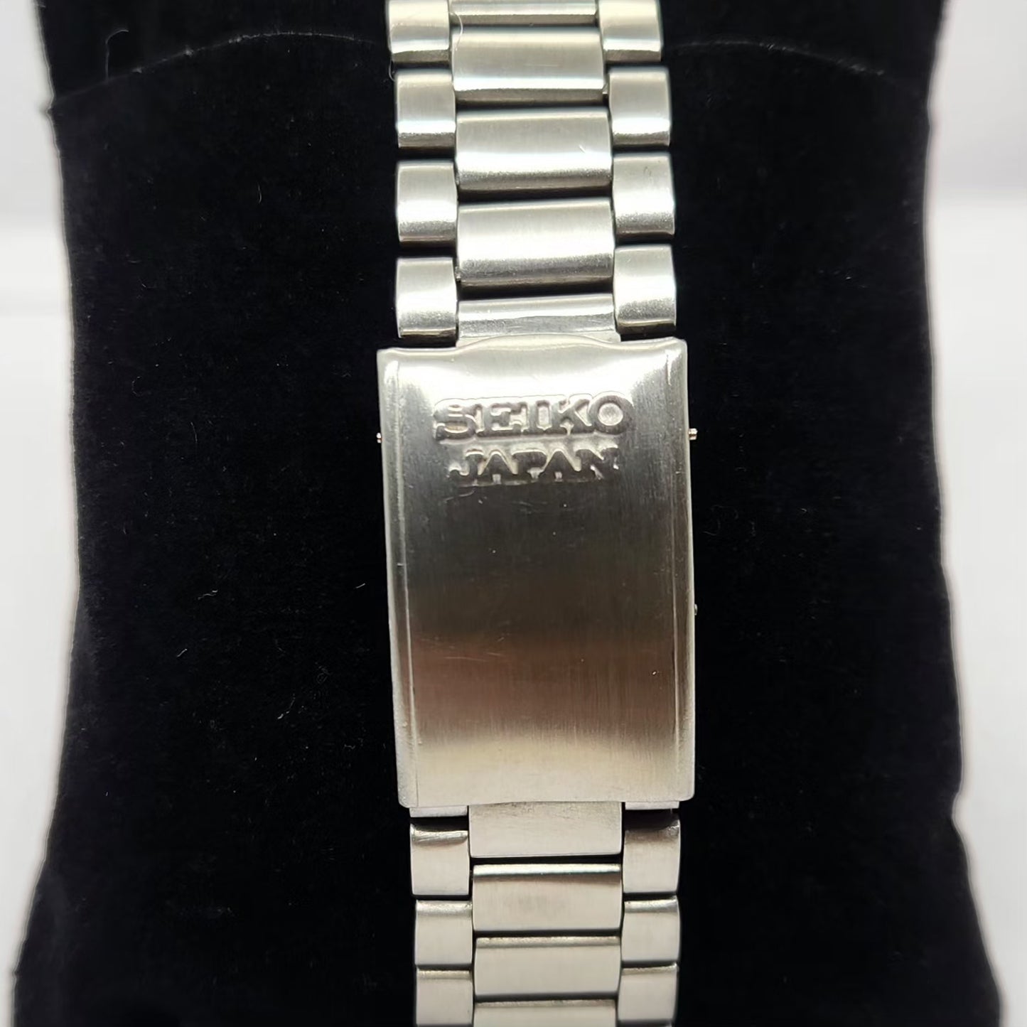 Vintage 1979 Original Seiko 5 Automatic 7009-3130 Grey face 17 Jewels Day-Date Japanese Men's Wrist Watch OG304