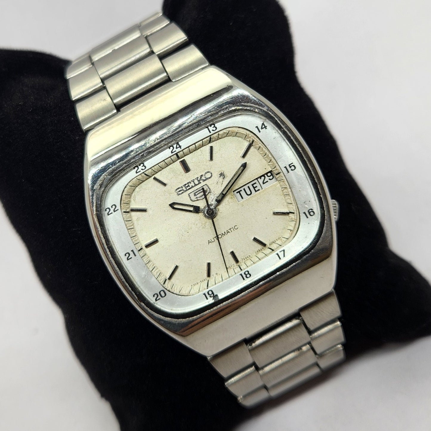 Vintage 1982 Original Seiko 5 Automatic 6349-5000 White face 23 Jewels Day-Date Japanese Men's Wrist Watch OG305