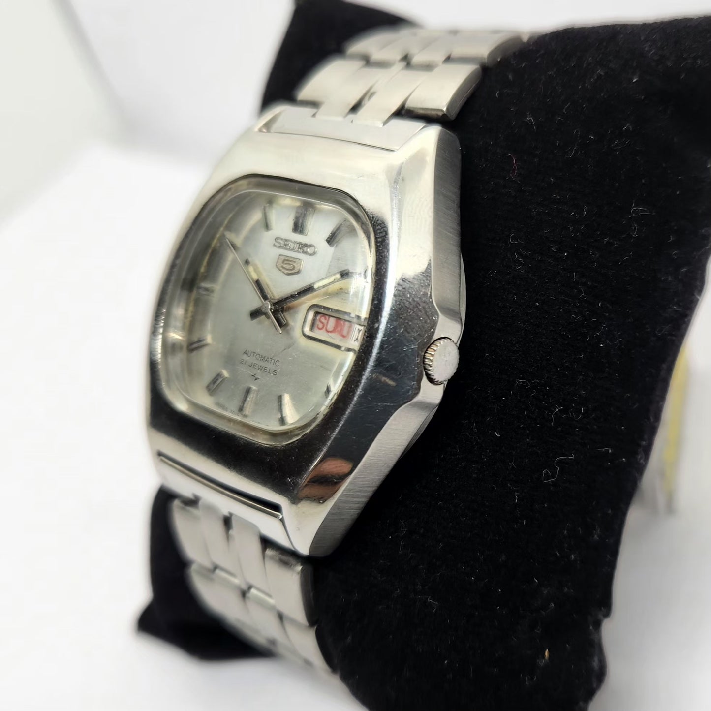 Vintage 1976 Original Seiko 5 Automatic 7009-5010 Silver Face 17 Jewels Day-Date Japanese Men's Wrist Watch OG308