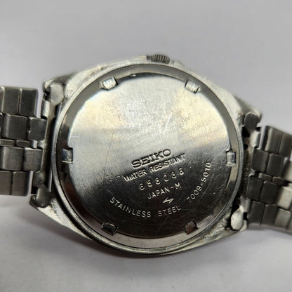 Vintage 1976 Original Seiko 5 Automatic 7009-5010 Silver Face 17 Jewels Day-Date Japanese Men's Wrist Watch OG308
