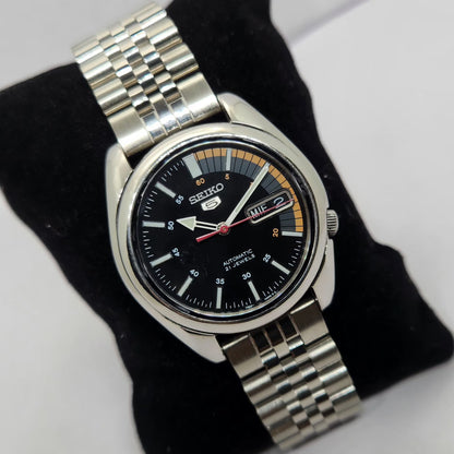 Vintage 1980 Original Seiko 5 Automatic 7S26 Black Face 21 Jewels Day-Date Japanese Men's Wrist Watch OG309