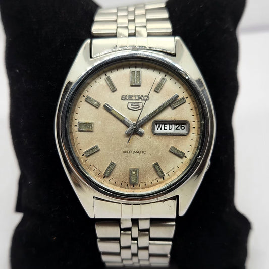 Vintage 1983 Original Seiko 5 Automatic 6309-8840 Cream Face 17 Jewels Day-Date Japanese Men's Wrist Watch OG310
