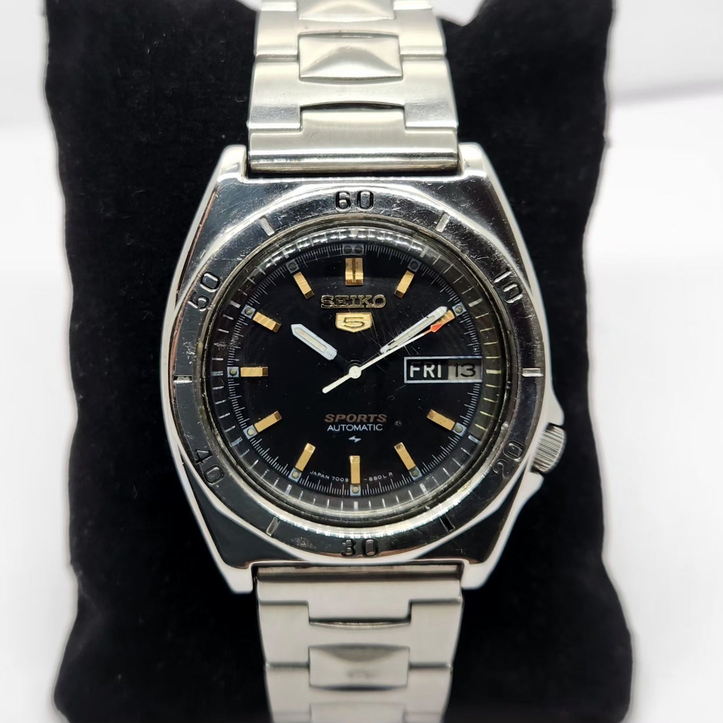 Vintage 1979 Original Seiko 5 Sports Automatic 7009-8570 Black Face Day-Date Japanese Men's Wrist Watch OG312