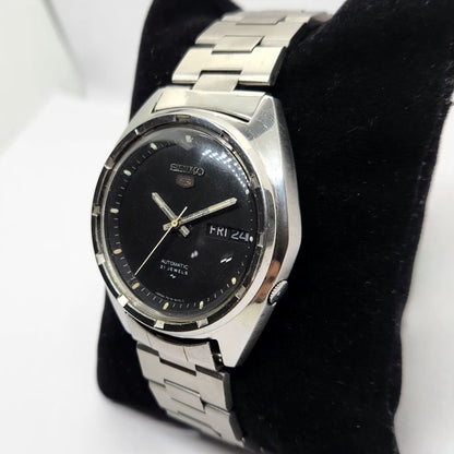 Vintage 1977 Original Seiko 5 Automatic 7019-8080 BlackFace 21 Jewels Day-Date Japanese Men's Wrist Watch OG313