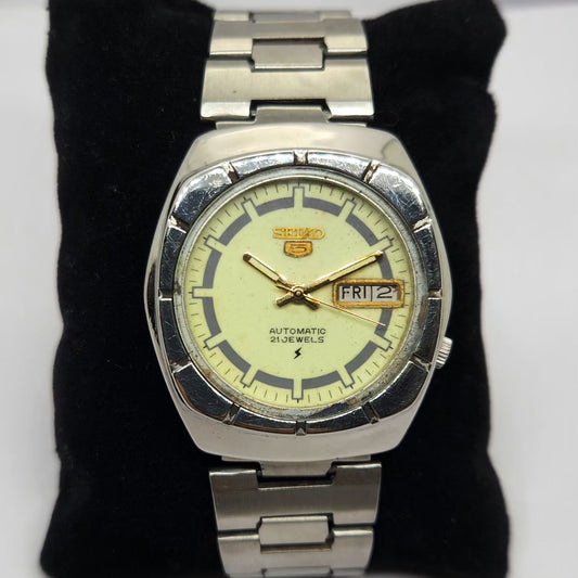 Vintage 1976 Original Seiko 5 Automatic 7009-7370 Green Face 17 Jewels Day-Date Japanese Men's Wrist Watch OG315