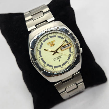 Vintage 1976 Original Seiko 5 Automatic 7009-7370 Green Face 17 Jewels Day-Date Japanese Men's Wrist Watch OG315