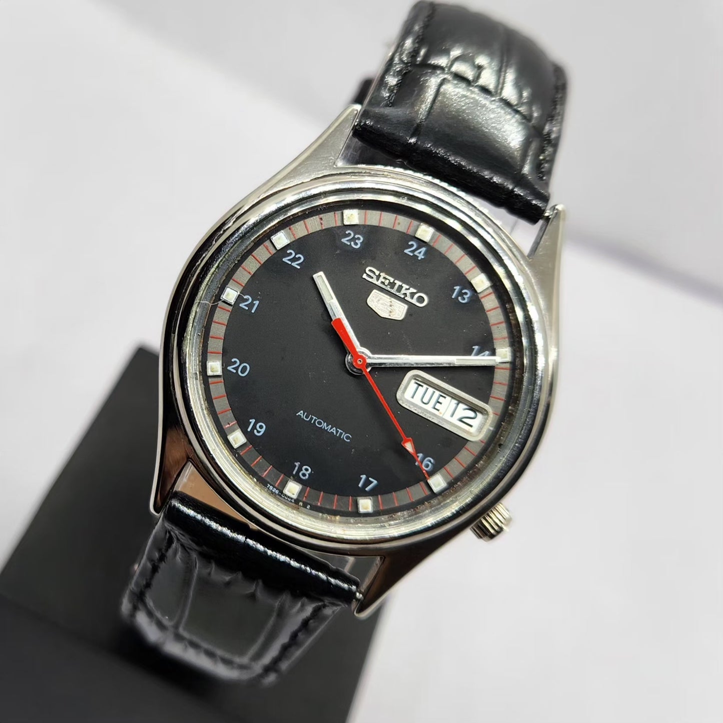 Vintage 1999 Original Seiko 5 Automatic 7S26-8760 Black Face 21 Jewels Day-Date Japanese Men's Wrist Watch OG317