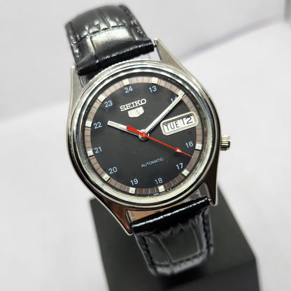 Vintage 1999 Original Seiko 5 Automatic 7S26-8760 Black Face 21 Jewels Day-Date Japanese Men's Wrist Watch OG317