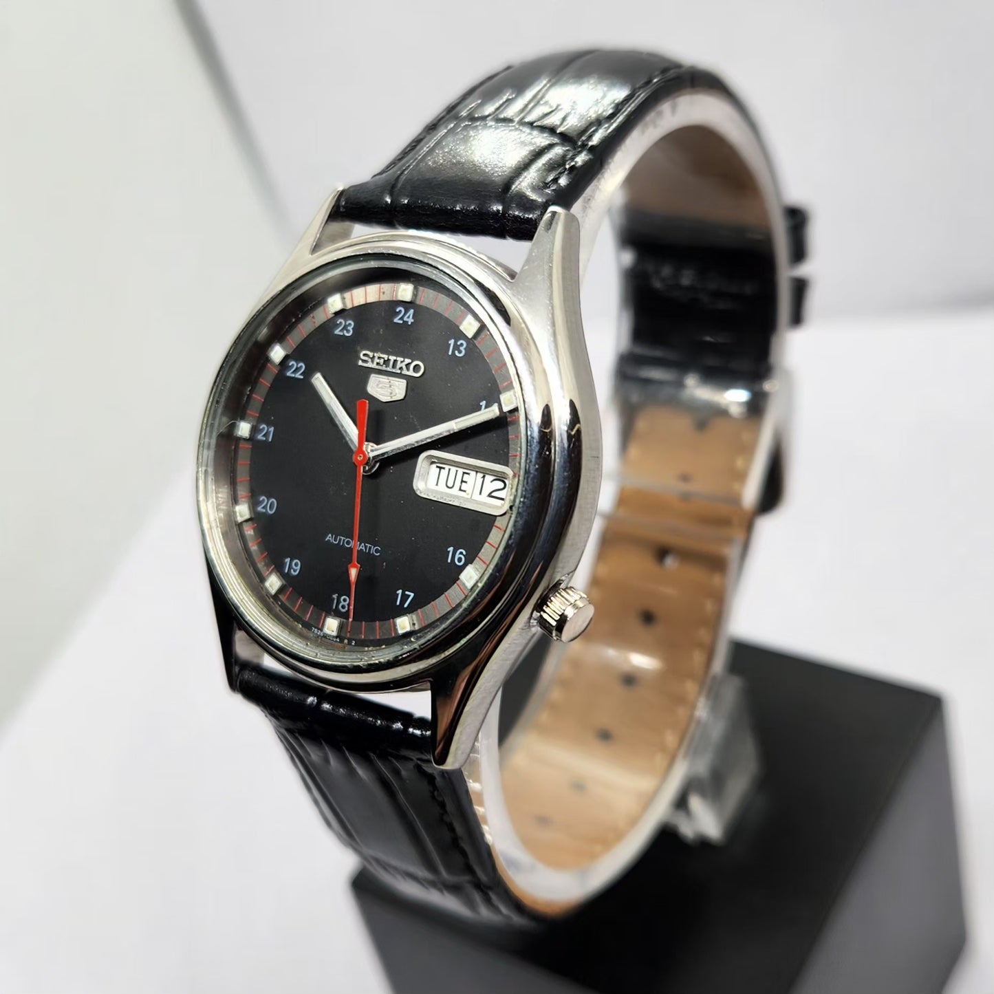 Vintage 1999 Original Seiko 5 Automatic 7S26-8760 Black Face 21 Jewels Day-Date Japanese Men's Wrist Watch OG317