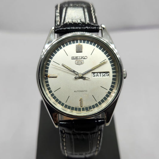 Vintage 1983 Original Seiko 5 Automatic 6309-8900 Silver Face 17 Jewels Day-Date Japanese Men's Wrist Watch OG318
